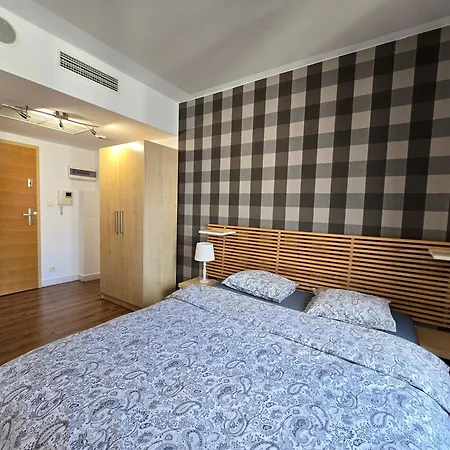 Apartament Happy Estate - Ul Krawiecka - 6th Floor